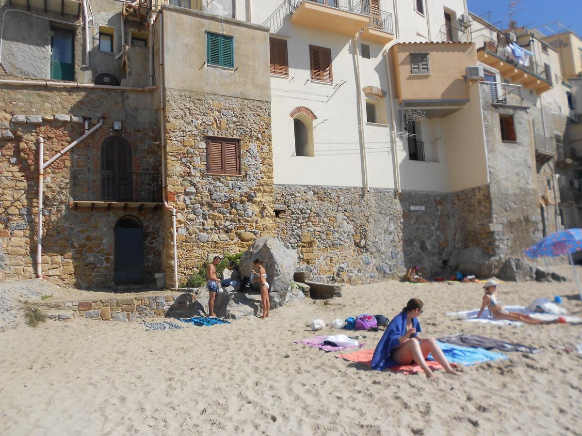 Balcone Sulla Spiaggia Чефалу Экстерьер фото
